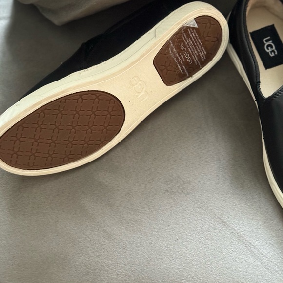 Ugg shoes - Picture 6 of 6